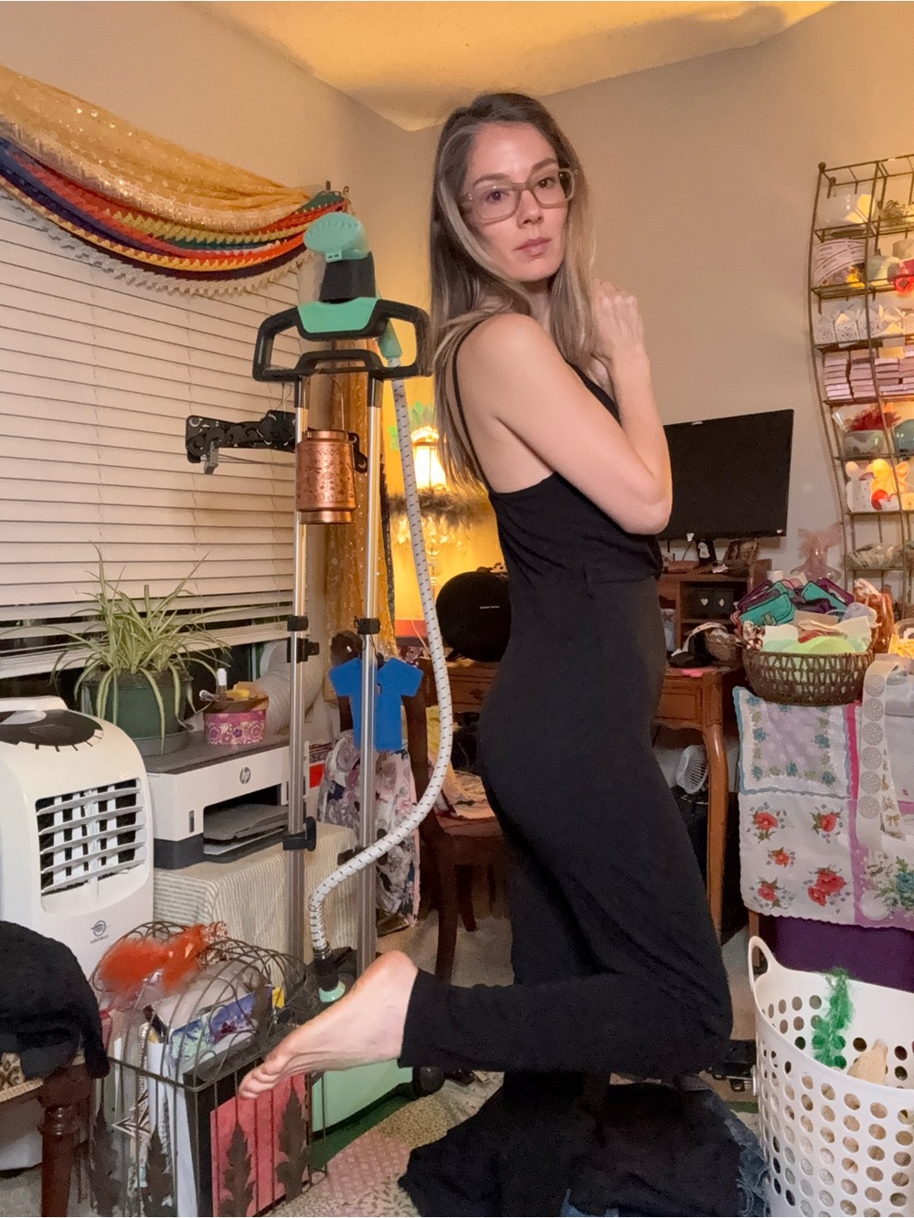 Black Sleeveless V-Neck Jumpsuit - Picture 4 of 5